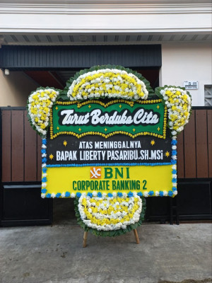 Papan Bunga Duka di Kaliorang