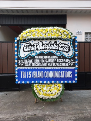 Papan Bunga Duka di Kaliorang